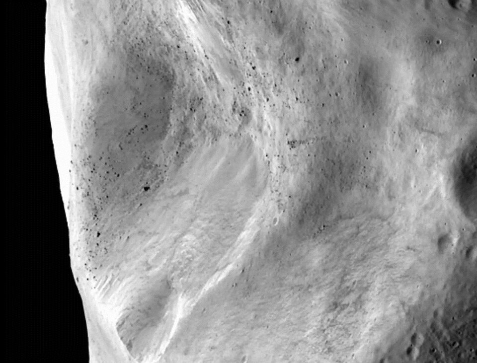 Rosetta fotograferade jordskred som inträffade för mindre än 100 miljoner år sedan – helt nyss i sammanhanget.