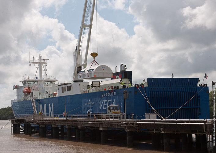 Vega elements being unloaded at Kourou harbour