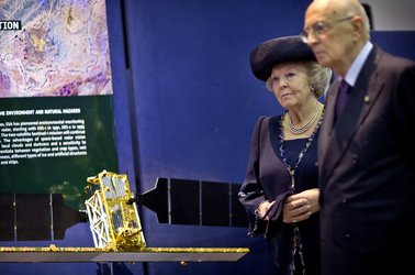 HM Queen Beatrix and Italian President Napolitano at ESTEC