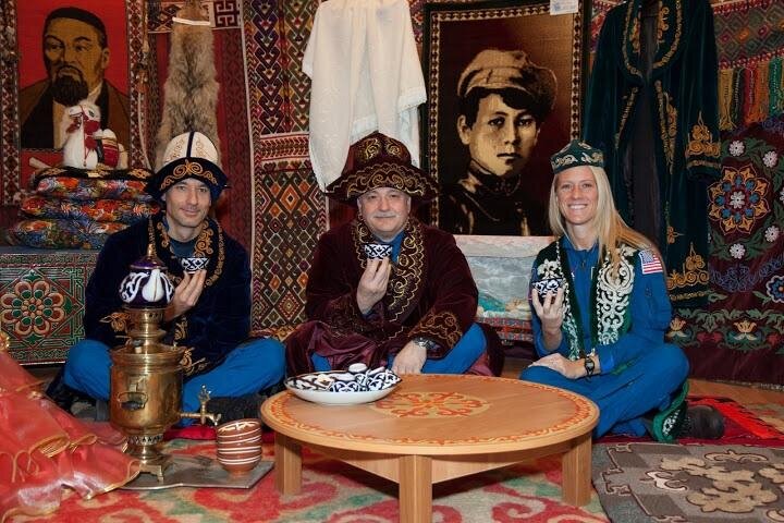 Luca, Fyodor and Karen enjoy a drink in Kazachstan