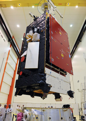 Alphasat's fit with its launcher is checked with an Arianespace flight adaptor