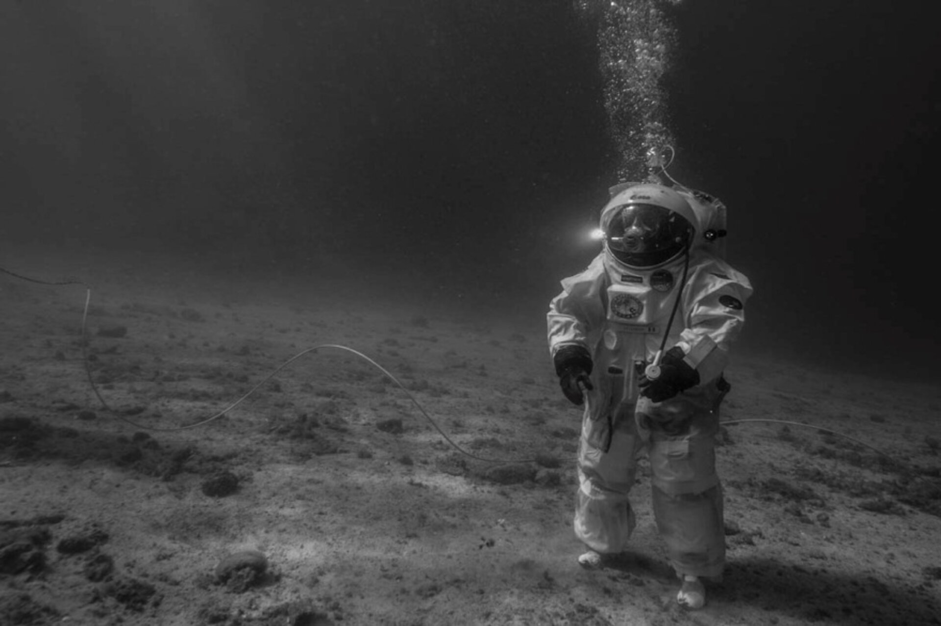 Underwater testing with Jean-François Clervoy 
