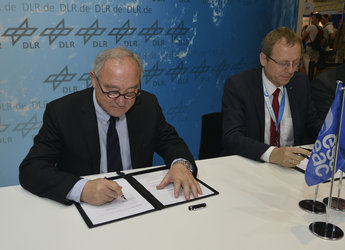 Signature ESA DLR agreement