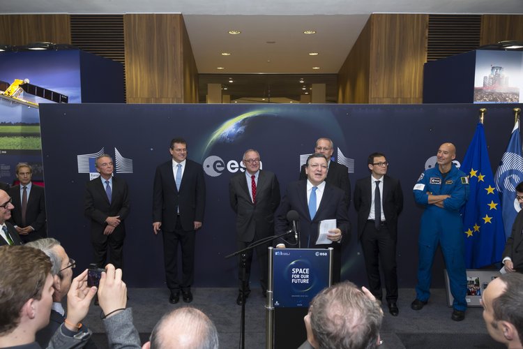 José Manuel Barroso at the ‘Space For Our Future’ exhibition inauguration