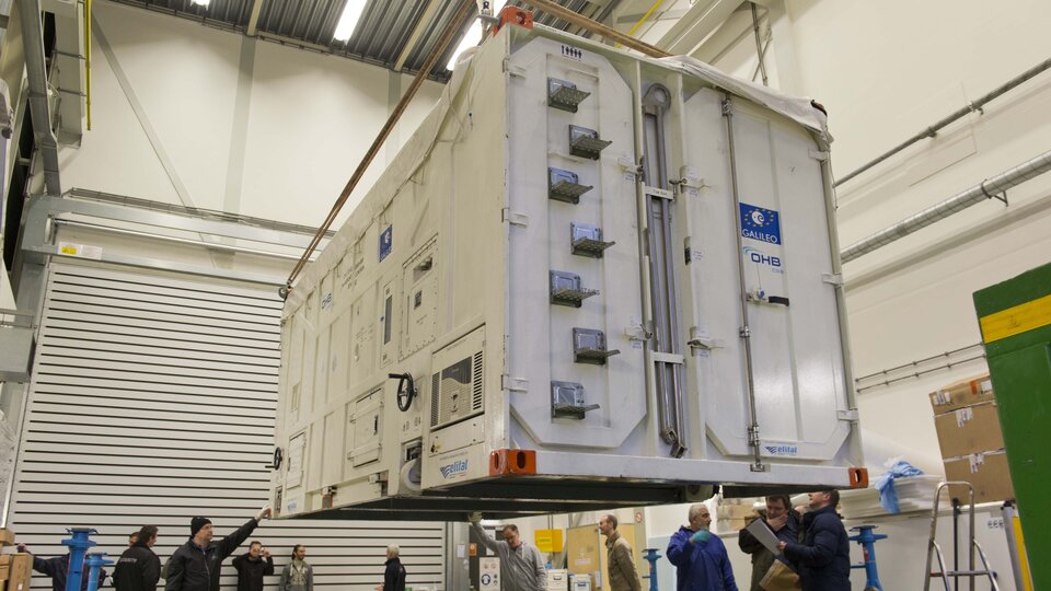 Galileo container hoisted
