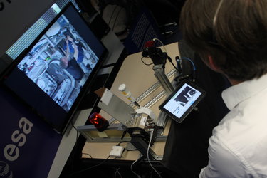 André Schiele with Haptics-2 experiment
