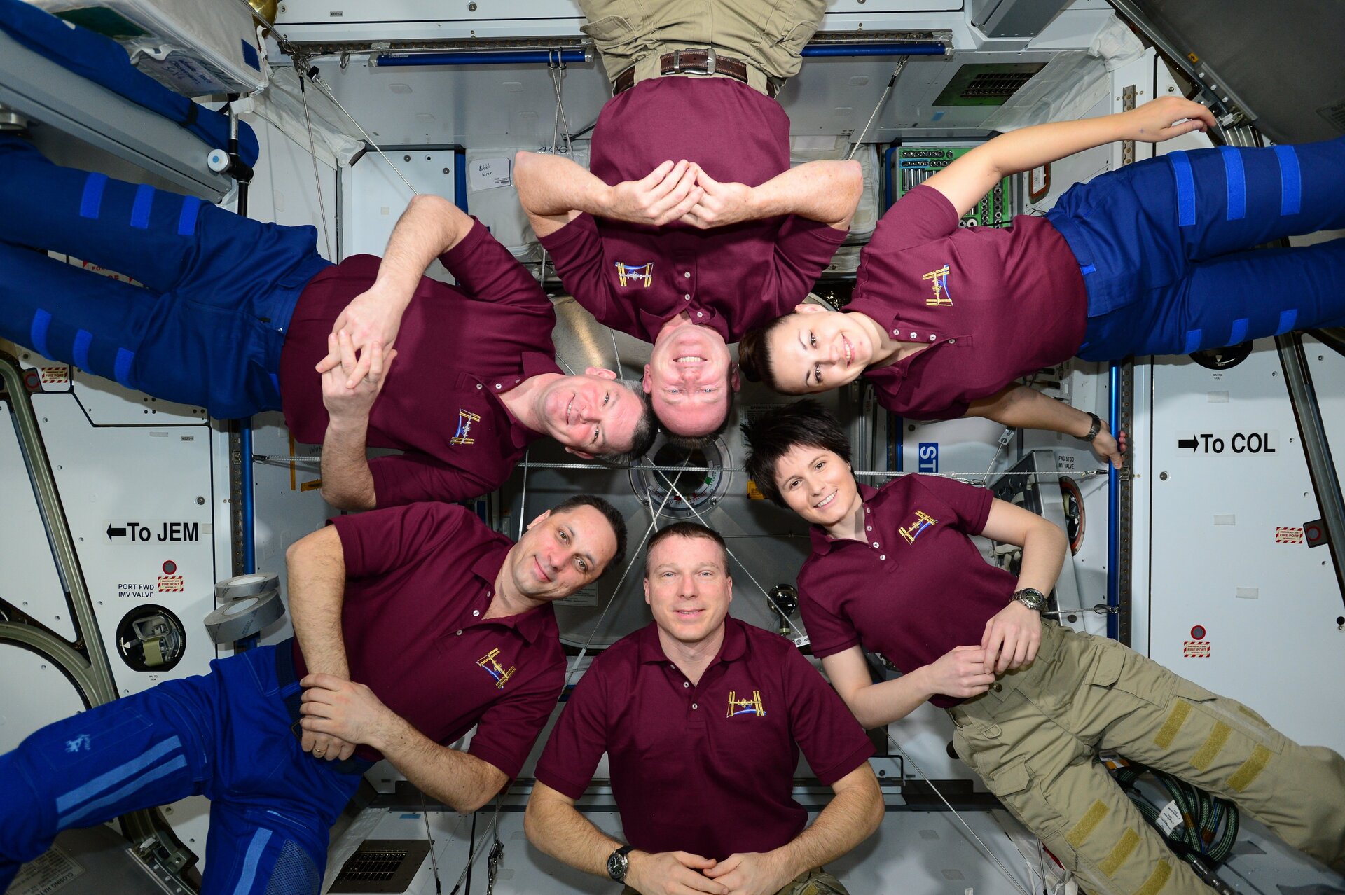 Expedition 42 group photo