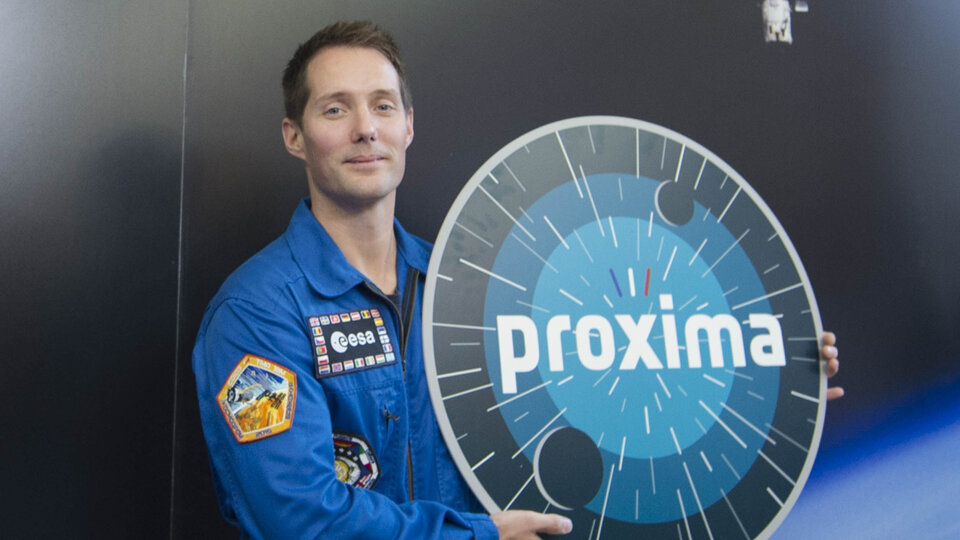 Thomas with Proxima logo
