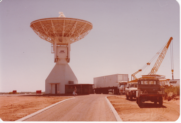 ESA antenna construction 1985