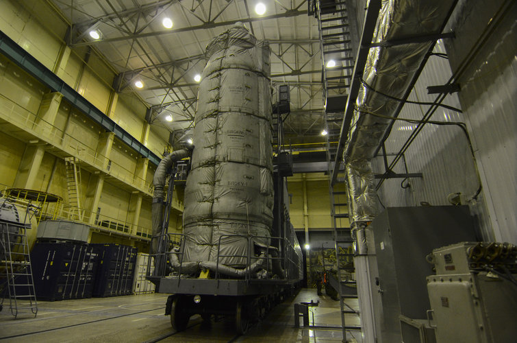 Sentinel-3A upper composite transferred to the launch pad 