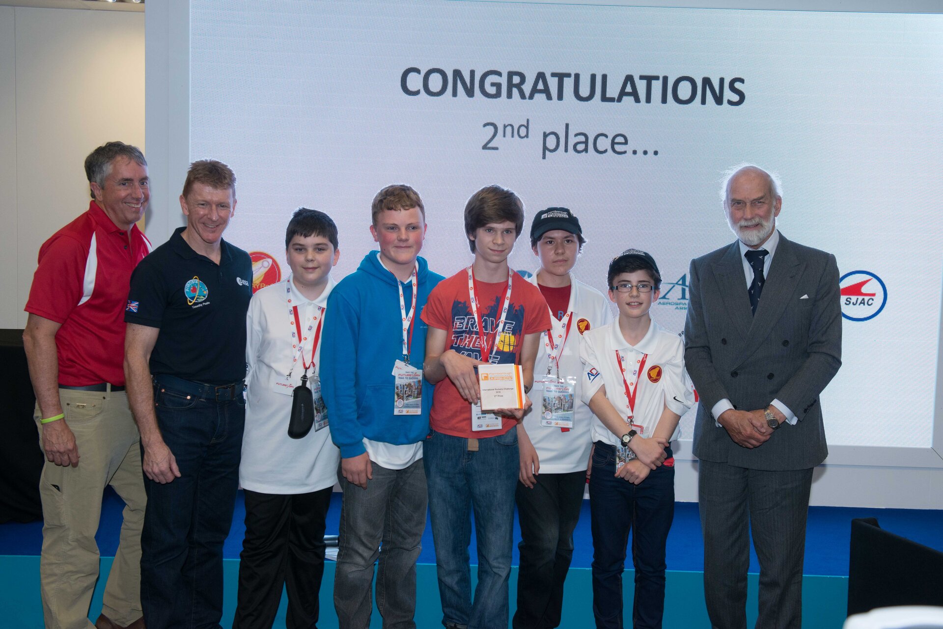 Tim Peake with 2nd place winners of International Rocketry Competition 2016