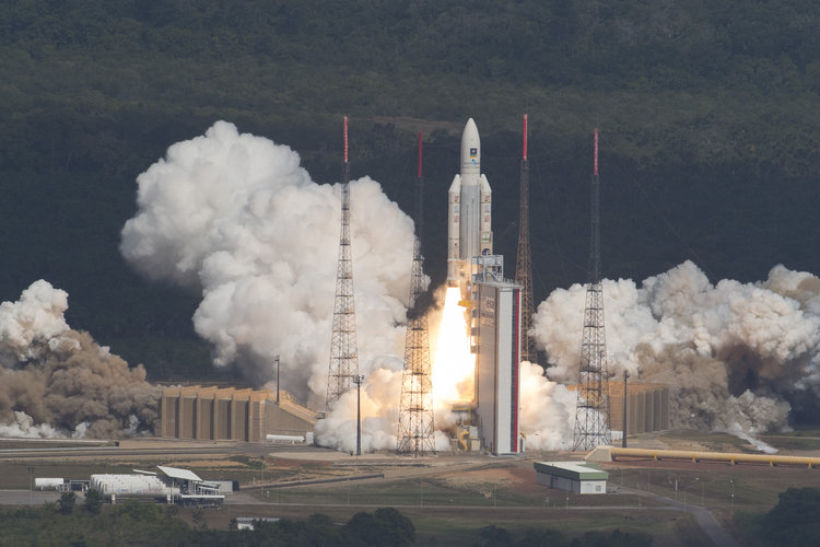 Ariane 5 liftoff on flight VA233