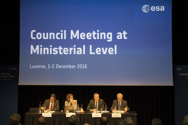 Press conference after ESA Council meeting at Ministerial Level 