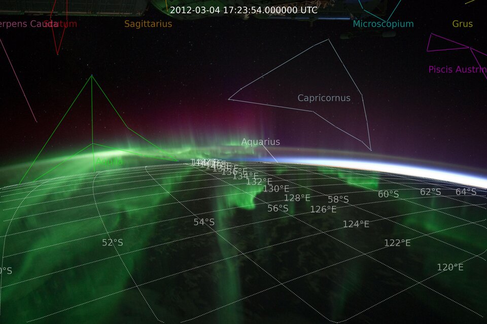Geo-referencing astronauts' auroral photography to further their use in research