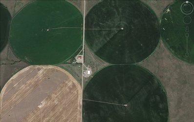 Circular irrigated fields