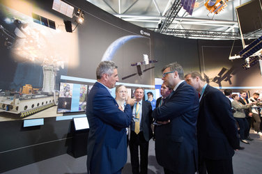 Alastair Hamilton and Invest NI delegation visit the ESA Pavilion