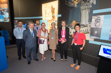 Claudie Haigneré with the Andalusian delegation at the ESA Pavilion
