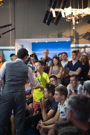 Life on the ISS explained to visitors at the ESA Pavilion