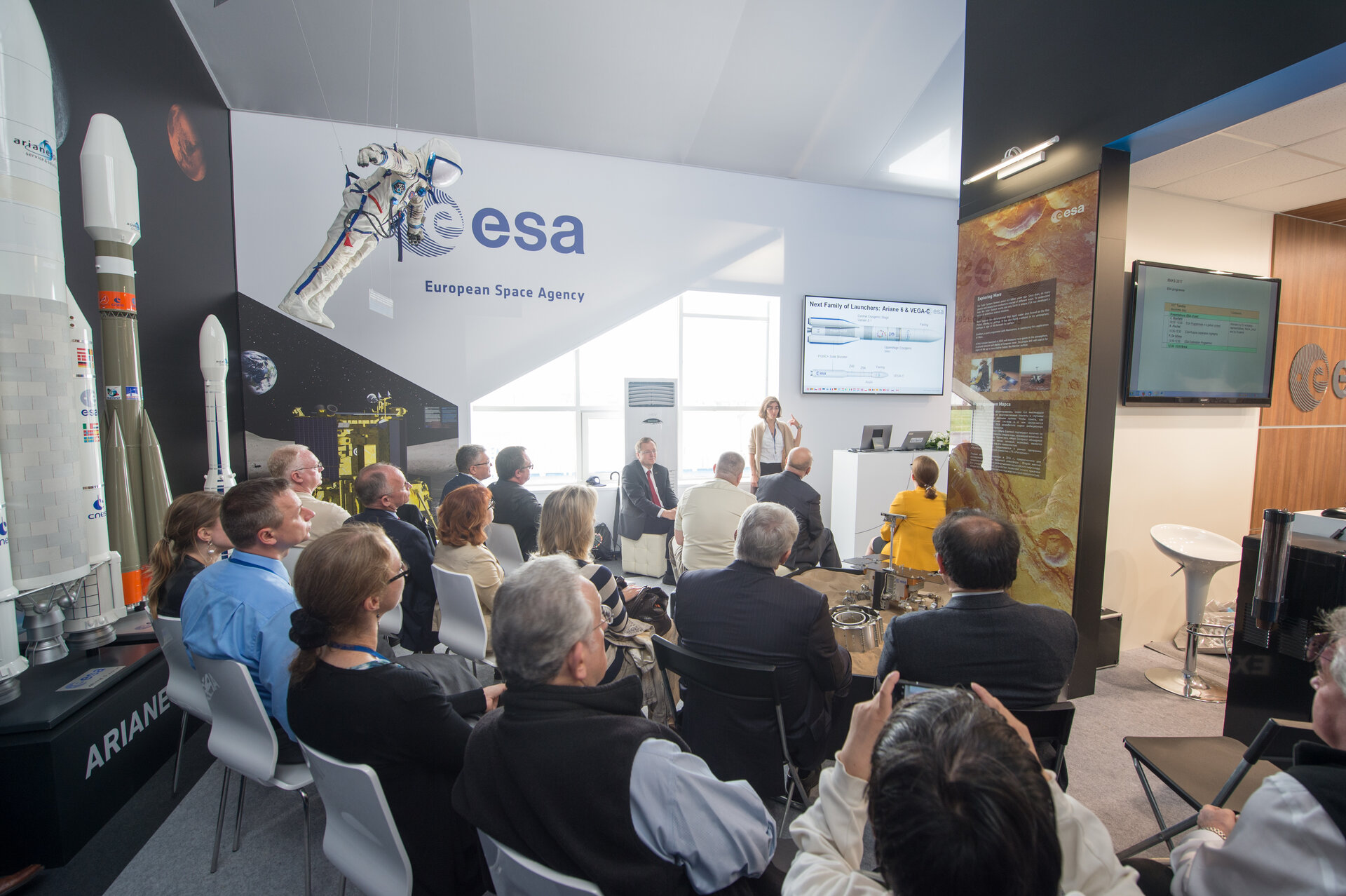 "ESA Programmes in a global context" presentation at MAKS 2017