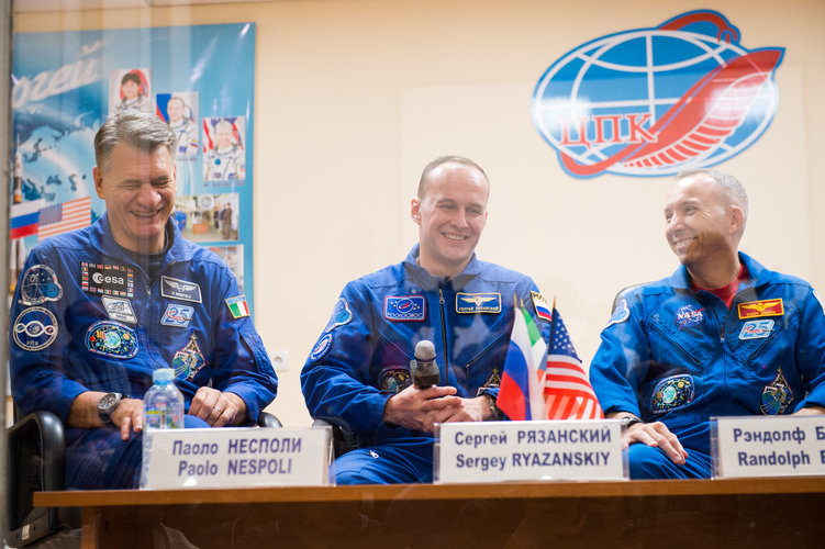Prime crew during the pre-launch press conference