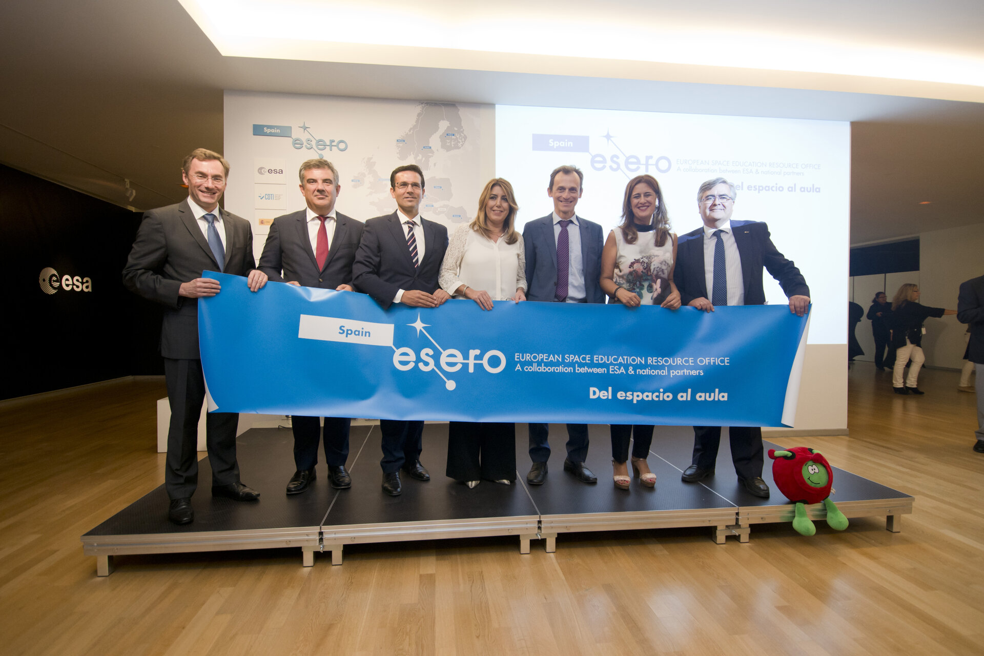 Esa and Spanish authorities celebrate the inauguration of Esero Spain