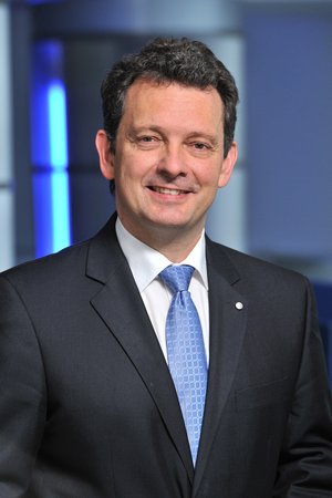 Dr. Reinhold Bertrand, Leiter ESA-Forschung und -Technologie in Darmstadt