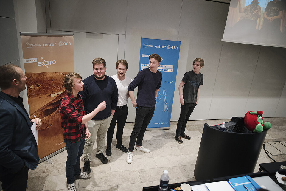 The Danish Cansat competition 2017 winning team
