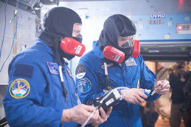 Expedition 56/57 crew members training