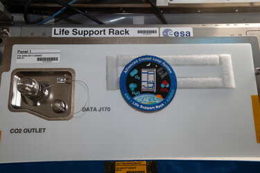 Advanced Close Loop System life support rack