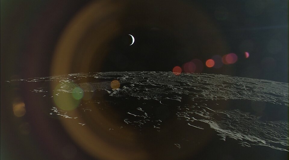 Un « croissant » de Terre vu depuis la Lune