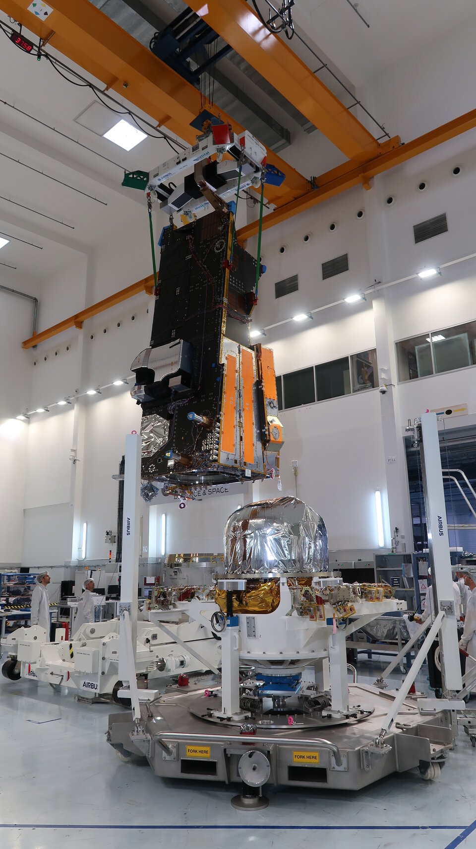 MetOp-SG mated with propulsion module