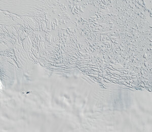 Thwaites glacier seen by Copernicus Sentinel-2