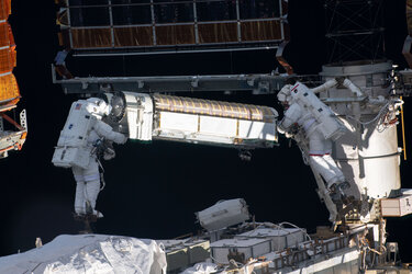 Thomas Pesquet and Shane Kimbrough on first Alpha spacewalk