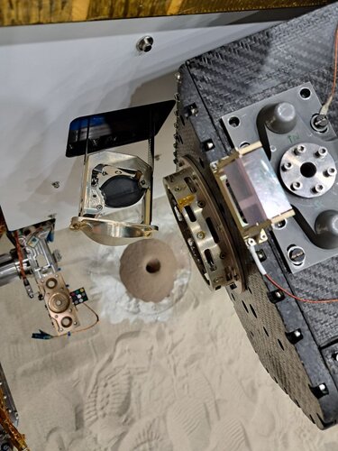 From the underground to the ExoMars' rover belly