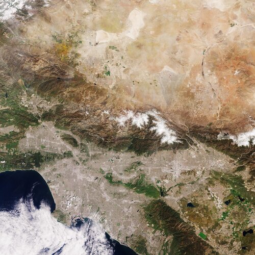 Captured by the Copernicus Sentinel-2 mission on 8 April 2023, this image shows Los Angeles and part of the hinterland in Southern California.