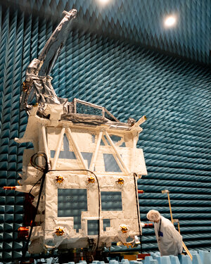 EarthCARE in ESA’s anechoic chamber 