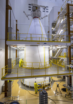 Ariane 5 flight VA261: payload encapsulation