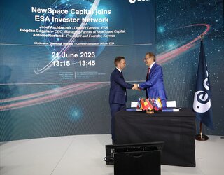 Contract signature with NewSpace Capital