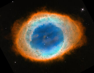 Webb and Hubble’s views of the Ring Nebula