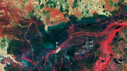 The landscape around the city of Bentiu in South Sudan is featured in this Copernicus Sentinel-2 image.